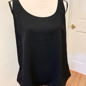 NWOT Loft top Pretty lace side panel Size L